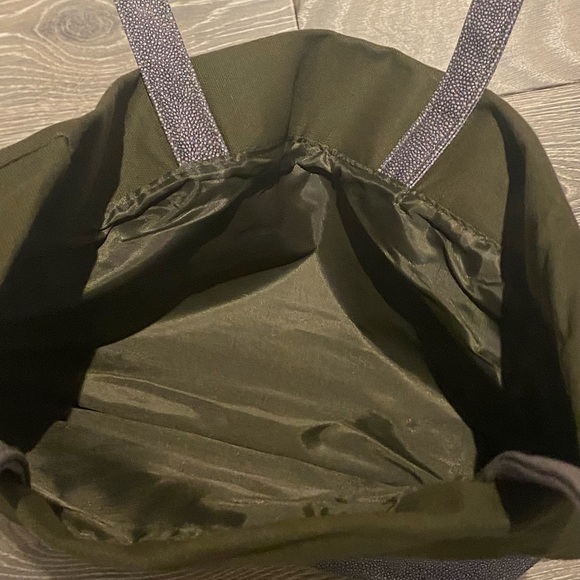 NWOT Bloomingdale’s Tote Bag - Picture 6 of 7